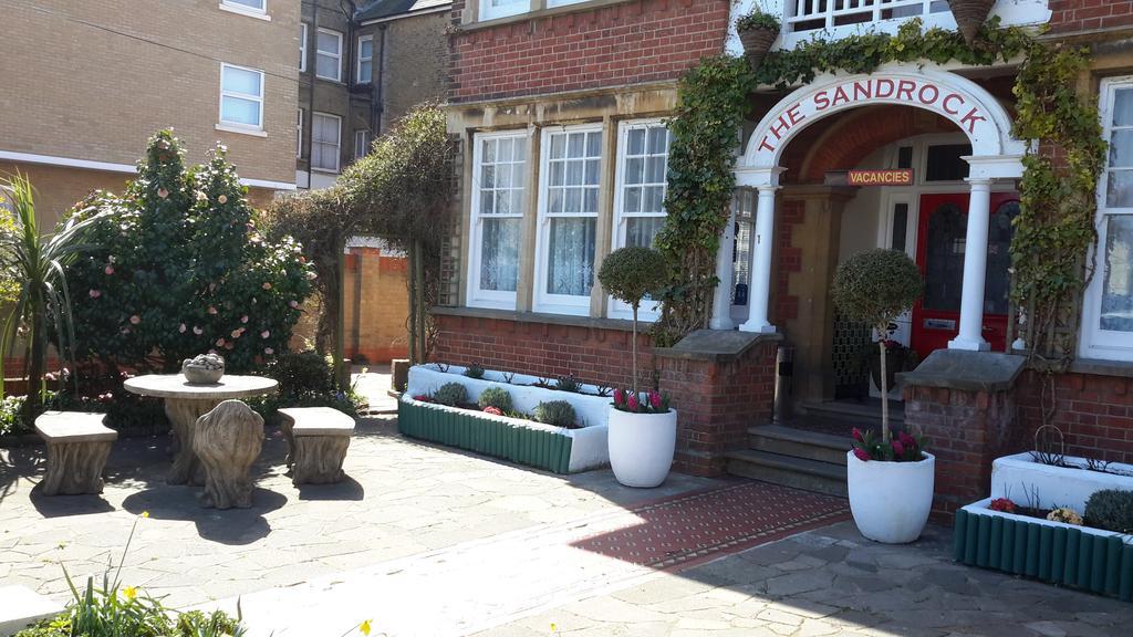 The Sandrock Clacton-on-Sea Exterior foto
