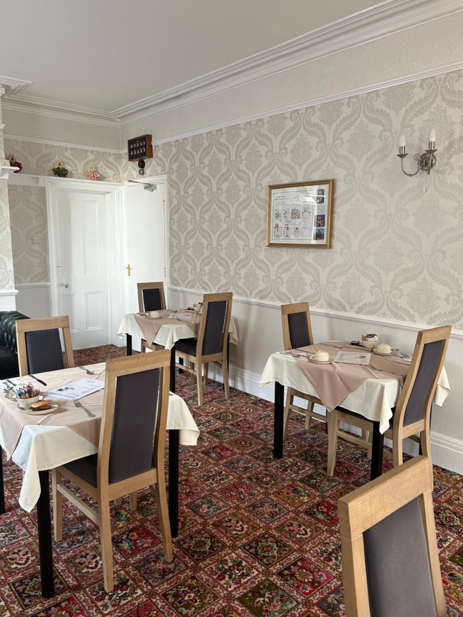 The Sandrock Clacton-on-Sea Exterior foto